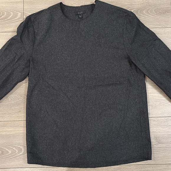 COS long tee sweater - Picture 2 of 5